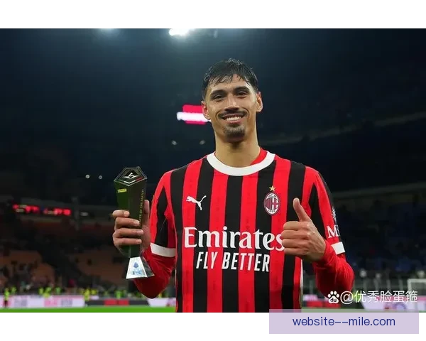 AC米兰门将迈尼昂欧联杯赛前小腿不适被迫退出首发