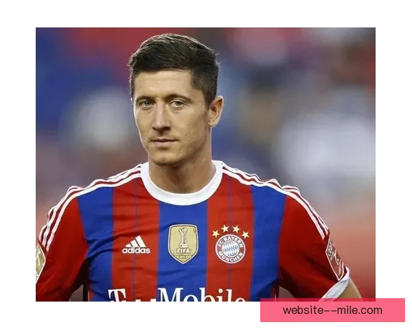 莱万多夫斯基西甲生涯进球突破50粒 创历史新篇章