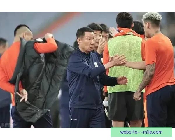 泽卡大伤复出首秀惊艳表现引发球迷热议与期待 泽卡大伤复出首秀惊艳表现引发球迷热议与期待